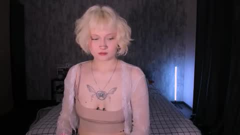 Maria online show from 10-11-25, 01:05