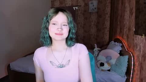 Snapshot of mariamilkis chatting on 05-24-26, 10:48 Maria online show from 05-24-26, 10:48