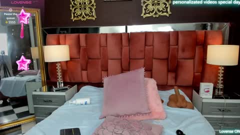 Snapshot of mariamrosse chatting on 02-08-25, 04:03 Mariam online show from 02-08-25, 04:03