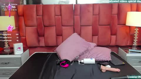 Snapshot of mariamrosse chatting on 02-15-25, 11:06 Mariam online show from 02-15-25, 11:06