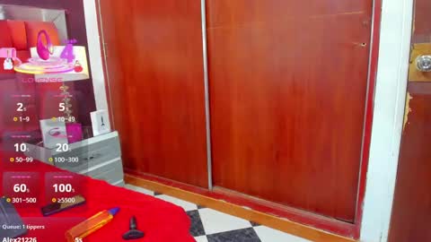 Snapshot of mariamrosse chatting on 03-10-25, 05:22 Mariam online show from 03-10-25, 05:22