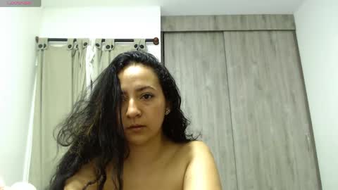 Snapshot of mariamualata chatting on 05-15-26, 11:23 mariamualata online show from 05-15-26, 11:23