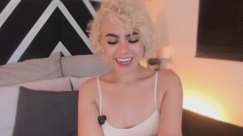 Marian online show from 12-03-25, 11:36