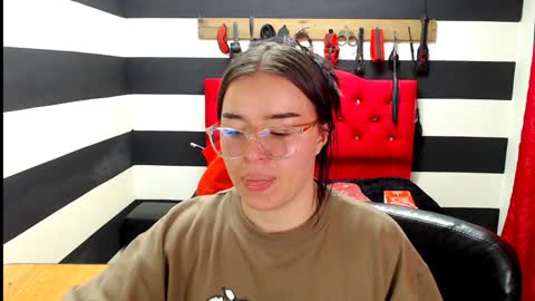 Marian online show from 12-27-24, 02:58