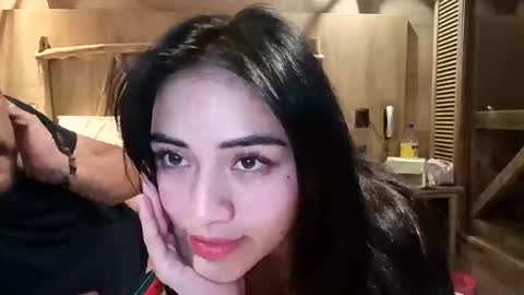 Mariana online show from 03-29-26, 02:33