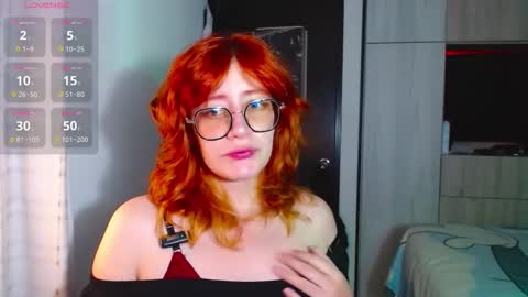 Snapshot of mariana124_ chatting on 01-18-26, 12:25 Mariana online show from 01-18-26, 12:25