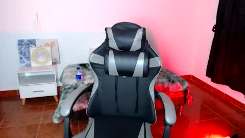 mariana__666 online show from 10-30-25, 08:49