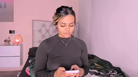 Mariana Roe online show from 02-18-25, 08:59