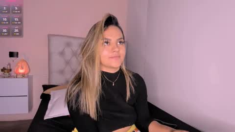 Mariana Roe online show from 02-19-25, 06:00