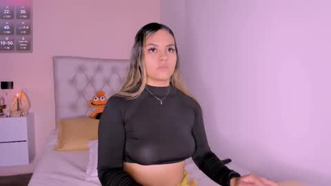 Mariana Roe online show from 03-02-25, 12:11