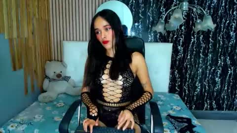 Mariana online show from 05-19-26, 01:56