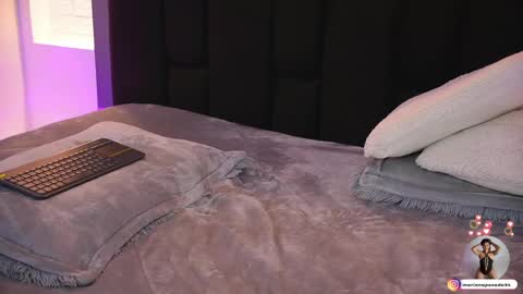 Mariana  online show from 05-11-26, 04:04