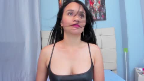 Mariana online show from 01-24-25, 11:12