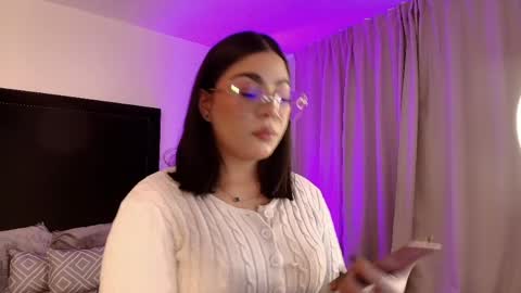   online show from 05-19-26, 12:00