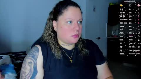 Snapshot of mariana_smittt chatting on 12-22-24, 06:48   Independent Model online show from 12-22-24, 06:48