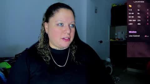 Snapshot of mariana_smittt chatting on 01-08-25, 03:51   Independent Model online show from 01-08-25, 03:51