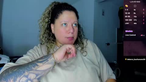 Snapshot of mariana_smittt chatting on 01-13-25, 06:38   Independent Model online show from 01-13-25, 06:38