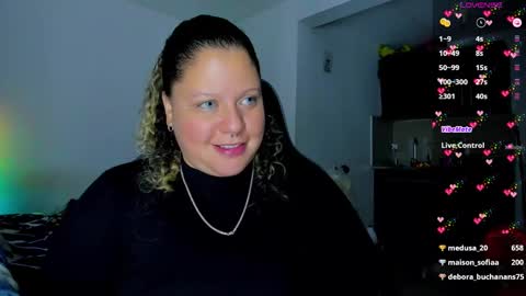 Snapshot of mariana_smittt chatting on 01-31-25, 08:54   Independent Model online show from 01-31-25, 08:54