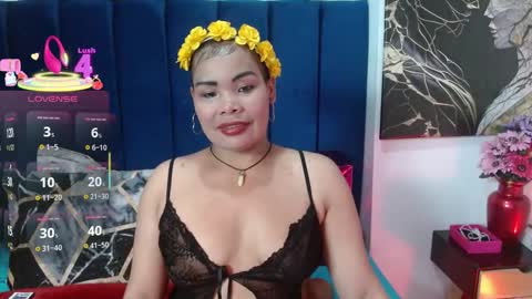 mariana_star1 online show from 12-15-25, 04:28