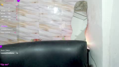 Snapshot of mariana_turner chatting on 01-22-25, 01:42 Mariana turner online show from 01-22-25, 01:42