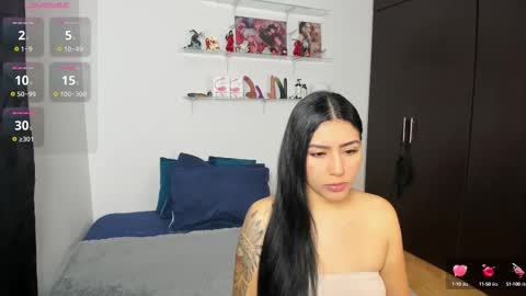 Snapshot of marianaandvalen chatting on 09-23-25, 11:02 MARIANA Y VALENTINA online show from 09-23-25, 11:02