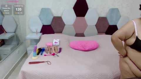 mariana online show from 04-18-26, 05:28