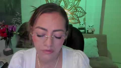 Snapshot of marianalopez81 chatting on 02-07-25, 03:01 Mariana Lopez online show from 02-07-25, 03:01