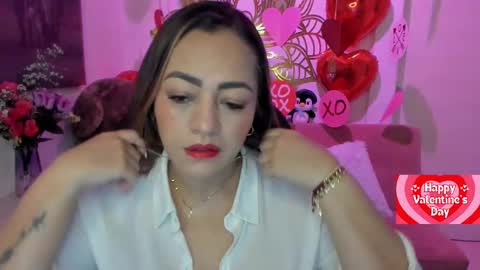 Snapshot of marianalopez81 chatting on 02-16-25, 12:30 Mariana Lopez online show from 02-16-25, 12:30
