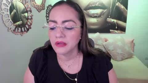 Mariana Lopez online show from 07-16-26, 01:11