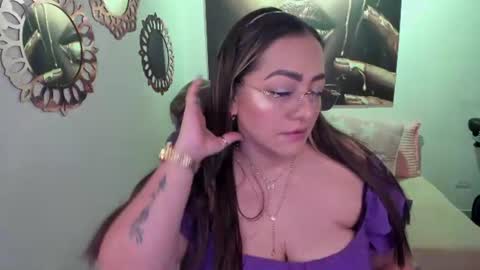 Mariana Lopez online show from 07-19-26, 12:03