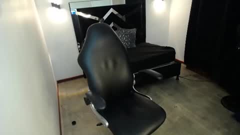 Snapshot of marianarojas_ chatting on 07-14-26, 10:43 Mariana online show from 07-14-26, 10:43