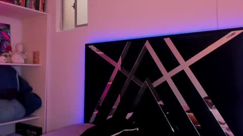 mariana williams online show from 06-11-26, 02:26