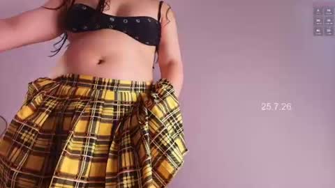 Snapshot of marianax_x chatting on 07-26-26, 02:42 Mariana online show from 07-26-26, 02:42