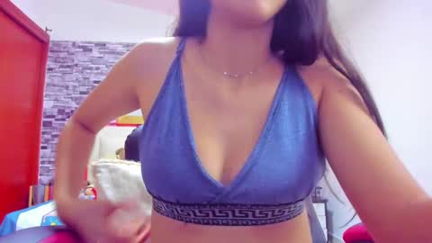 Snapshot of marianaxxx__ chatting on 12-13-24, 09:20 Mariana online show from 12-13-24, 09:20
