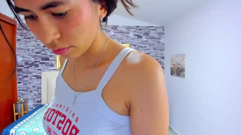 Snapshot of marianaxxx__ chatting on 02-07-25, 12:20 Mariana online show from 02-07-25, 12:20