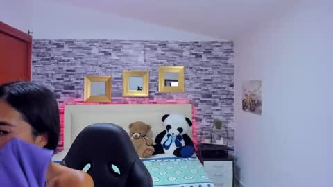 Snapshot of marianaxxx__ chatting on 02-27-25, 09:47 Mariana online show from 02-27-25, 09:47