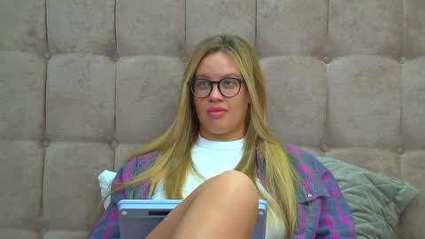 Maria online show from 01-18-25, 01:30