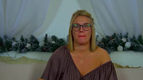 Maria online show from 12-15-25, 07:18