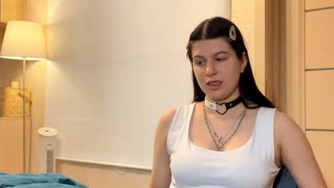 Marian online show from 06-28-26, 02:23