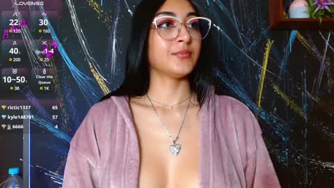 Marian online show from 01-20-25, 11:21