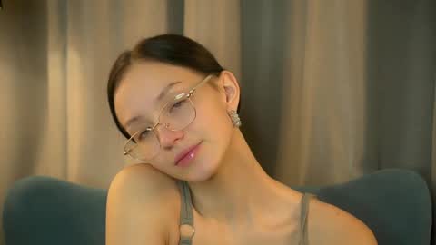 Snapshot of mariannsullivant chatting on 11-13-25, 09:03 Rachel online show from 11-13-25, 09:03