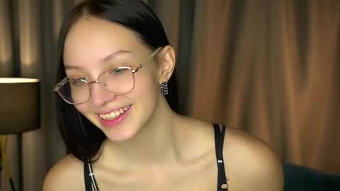 Snapshot of mariannsullivant chatting on 11-16-25, 09:53 Rachel online show from 11-16-25, 09:53