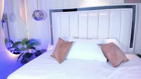 Maria online show from 10-28-25, 05:37