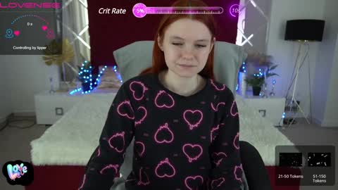 Snapshot of marich_ka chatting on 12-27-24, 11:06 MaRich Ka online show from 12-27-24, 11:06