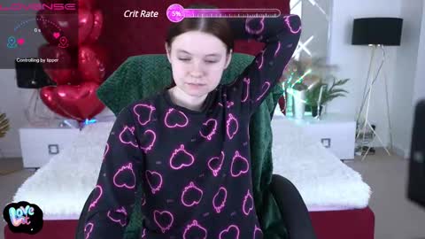 Snapshot of marich_ka chatting on 02-14-25, 09:34 MaRich Ka online show from 02-14-25, 09:34