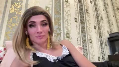 Snapshot of maridekoks chatting on 11-09-25, 10:24 Mari online show from 11-09-25, 10:24