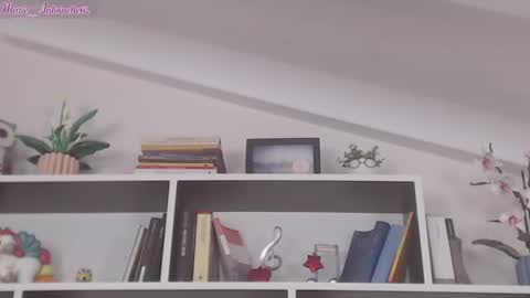 Snapshot of marie_antoinette62 chatting on 06-10-26, 03:11 Maria online show from 06-10-26, 03:11