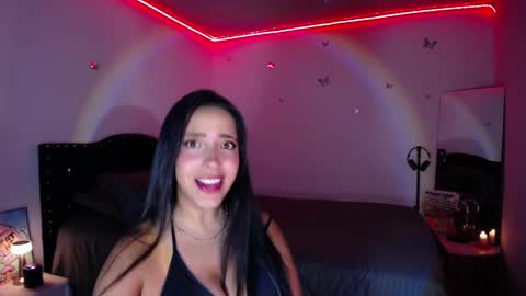 Nicolle online show from 03-09-25, 12:21