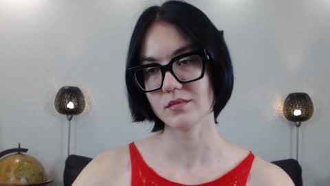 Snapshot of marie_fitch chatting on 11-11-25, 04:12 Marie Fitch online show from 11-11-25, 04:12