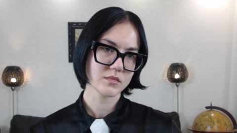 Marie Fitch online show from 11-13-25, 03:38